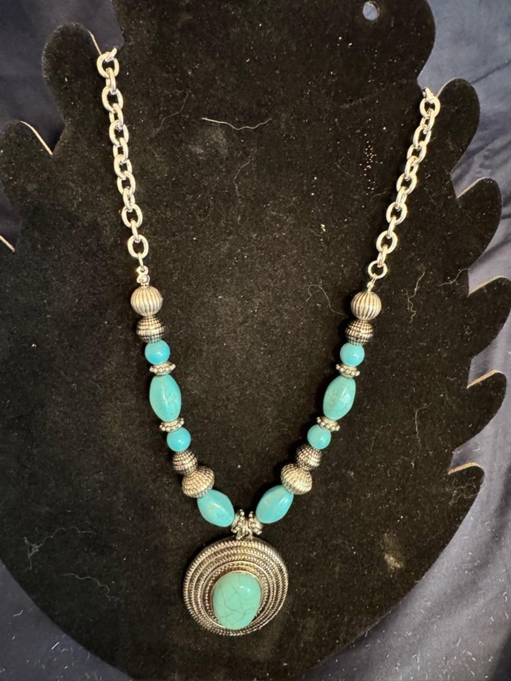 Paparazzi Fashion Turquoise Bead Statement Necklace - Unbranded. New Without Tag